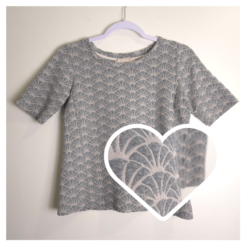 LOFT Gray‎ Boho Clam Shell Short Sleeve Thick Short Sleeve Top Small Petite